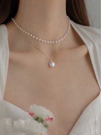 Sanrio 1pc Elegant Minimalist Double Layer Pearl Beaded Pendant Necklace With Elegant Dress