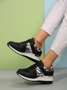 Women's Lace-Up Platform Breathable Mesh Printed Thick Sole Comfortable Casual Sneakers, Fashion Classic Versatile Outdoor Running Travel Leisure Sport Shoes, Oversized EU 2025, Seasonal Update - Black - View 4