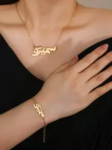YUZENG 1 set de accesorios de joyería con letras de la ciudad de Riad en árabe de acero inoxidable chapado en oro de 18K para mujer