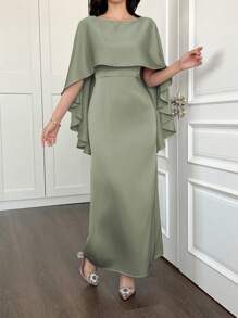 Elegant Arabic Style Dress With Captivating Cape Cloak And Concealed Zipper Details, Exuding Nobility For New Year's Eve