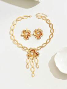 3 件装金属泪珠和流苏花卉吊坠项链套装