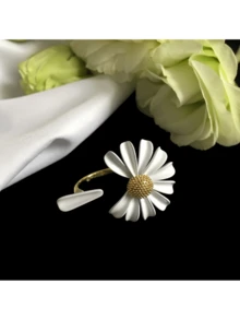 Fashionable Elegant Daisy Geometric Open Ring - White - View 2