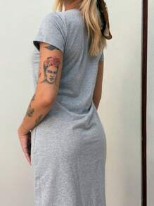 Aveloz T-Shirt Dress - Grey - View 5