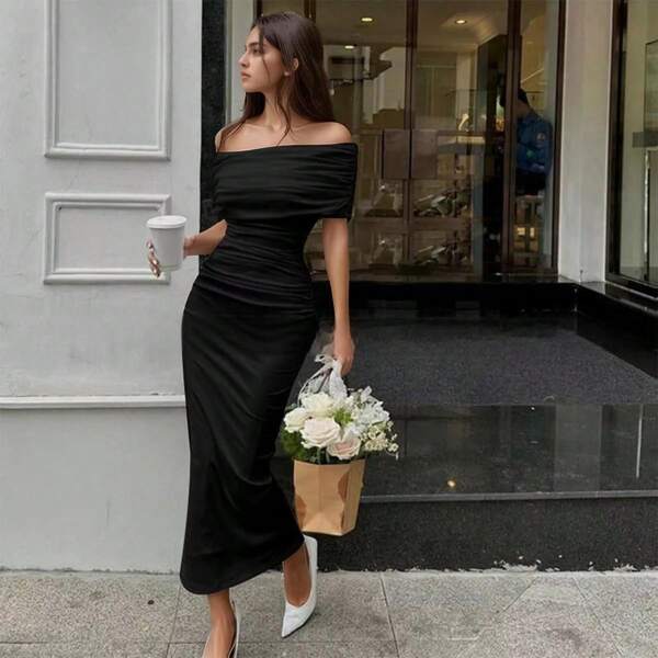 Vestido de noche formal para mujer, elegante, con hombros descubiertos, sin mangas, con abertura alta, fruncida,Vestido largo de satén con hombros descubiertos y espalda fruncida para mujer, sin tirantes, sin mangas, ajustado para dama de honor