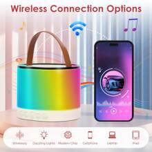 EIGIIS Mini chaîne stéréo de bureau avec microphones sans fil, 5 effets lumineux à LED, enceinte karaoké Bluetooth, microphone portable Bluetooth avec changeur de voix, mini machine à karaoké, cadeau parfait pour l'anniversaire et la famille