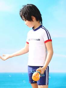 Set de 2 piezas con camiseta de manga corta con bloqueo de color y estampado de letras, y pantalones cortos para niños. Ropa deportiva y casual, elástico, ajuste delgado, para primavera/verano, playa, fiesta, natación, surf, con protección UV y secado rápido.