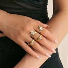 VKHK 1 件复古 18K 镀金不锈钢 CZ 水钻装饰单戒指，适合女性日常佩戴和礼物