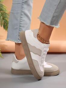 Nuevos zapatos deportivos casuales livianos y transpirables con punta redonda, suela antideslizante y cordones para mujer, ideales para primavera/otoño