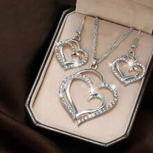 Heart Pendant Jewelry Set - Includes Necklace, Bracelet And Earrings - Multicolor - View 7