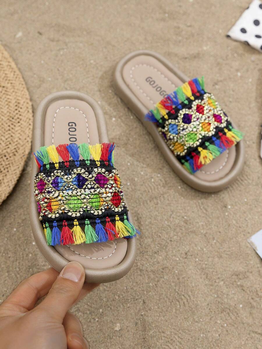 女孩彩色编织流苏装饰凉鞋，时尚波西米亚风格，适合海滩、日常穿着、散步 - 棕色 - 查看 1