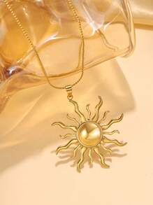 1pc Stainless Steel Golden Sun Shape Exaggerate Bold Pendant Necklace For Women