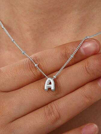 精致小巧项链，醒目字母气球吊坠，3D字母镀金吊坠项链，女士个性化珠宝