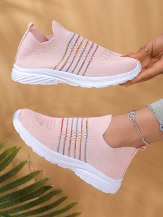 24 款女式透气复古花卉轻便系带运动跑步运动鞋