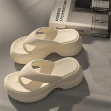 Women's Thick Sole Outdoor Flip Flops, Fashion Casual Beach Sandals, Soft Comfortable Non-Slip Slippers - White - View 3