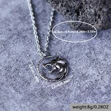 Vintage Round Wolf Head Pendant Necklace, Creative Women's Jewelry For Party, Daily Wear, Minimalist Design