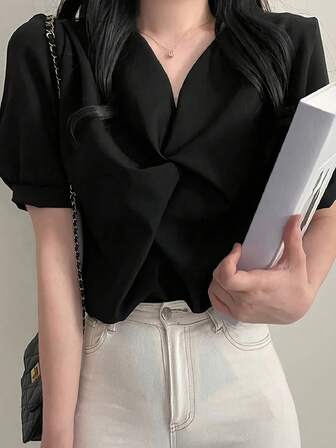 夏季V领Ins风格衬衫，短袖衬衫，韩国时尚