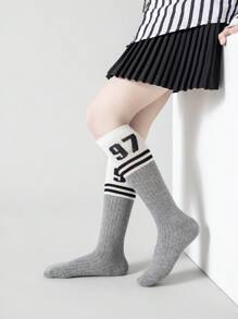 1 双儿童条纹中筒袜，吸湿排汗透气休闲运动袜，适合所有季节的男孩女孩学童 - 彩色 - 查看 4