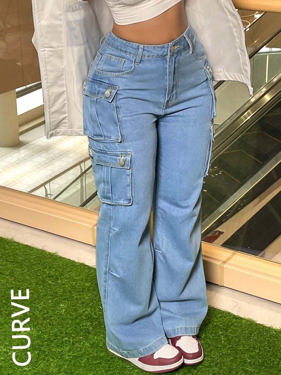 Plus Size Women's Utility Pocket Straight Leg Jeans - 淺色水洗藍 - 查看 1