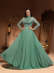Đầm AMILUCK cao cấp, sang trọng, thanh lịch với chất liệu chiffon xếp ly, đính sequin và ren, dáng chữ A, thích hợp cho các buổi dạ tiệc trang trọng, tiệc tùng, trang phục dự đám cưới. - Màu xanh Bạc hà - Xem 4
