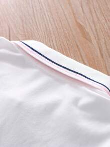 Top Polo Feminina, Estilo Casual Elegante Escolar com Bordado Xadrez, Cor Contrastante na Gola, Camiseta de Manga Curta, Tops de Cor Sólida Respiráveis e Macios, Novos Lançamentos de Verão para Meninas Pré-Adolescentes e Crianças