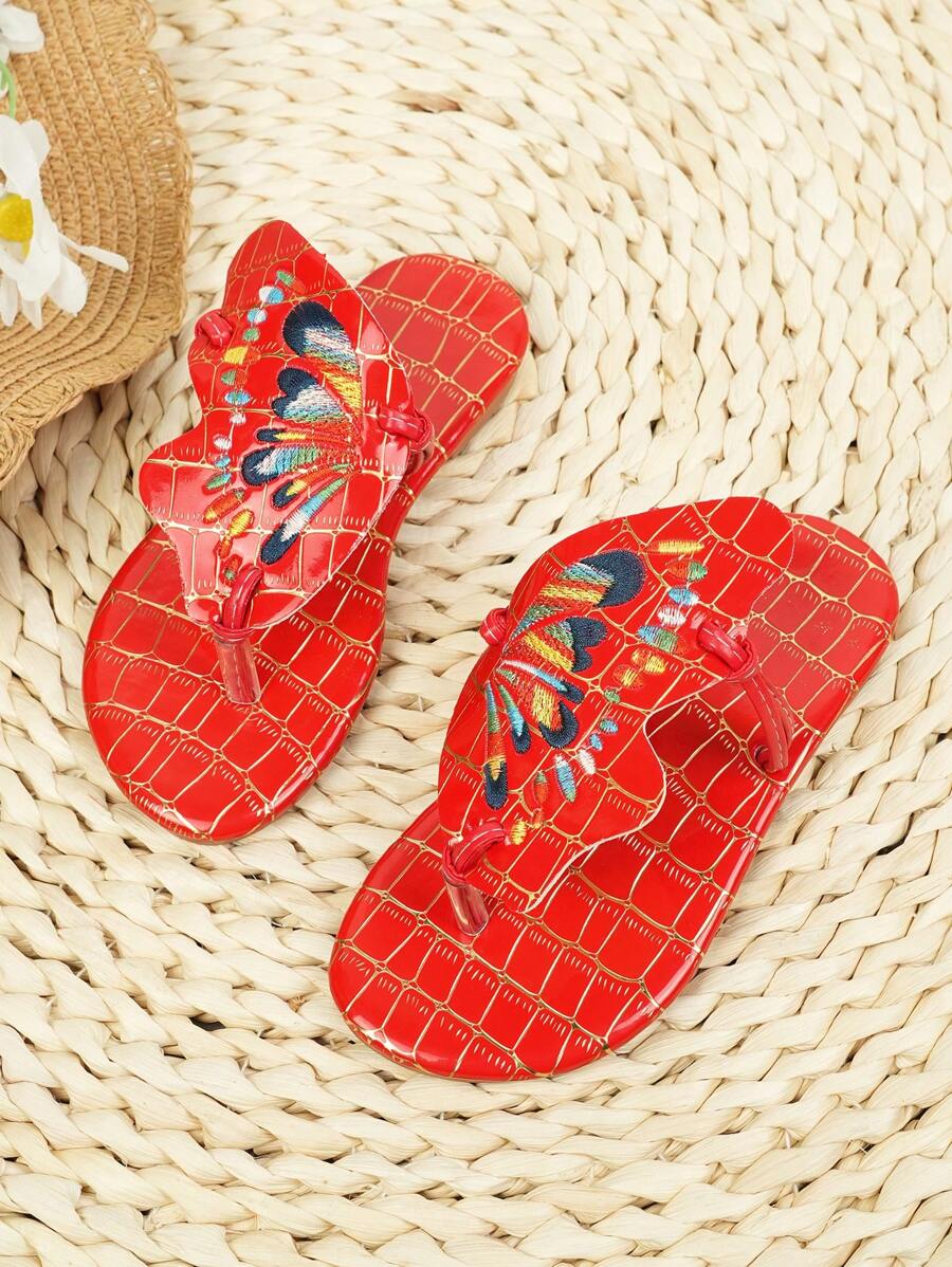 Girls' Outdoor Slippers Summer New Style Embroidery Design Flip-Flops Fashionable And Generous Open Toe Beach Shoes Butterfly Flower Girls' Slippers