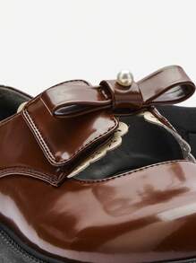 Balabala Girls' Princess Shoes Autumn 2024 New Children's Patent Leather Shoes Artistic Retro Bow Baby Shoes