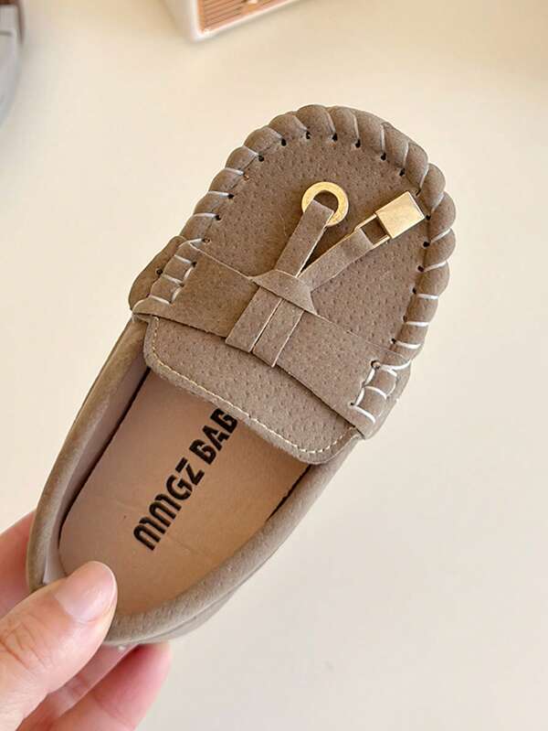 1 Paar Jungen Blaue Metall-Dekor Kunstleder Schlüpf-Loafers, bequem, modisch, vielseitig, atmungsaktiv, rutschfest, langanhaltend, Kinder Freizeitschuhe für Nicht-Sport Anlässe