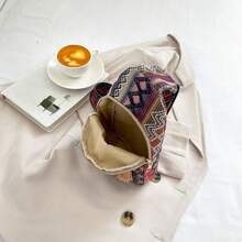 1pc New Western Asian Women's Shoulder Bag Fashion Crossbody Bag Chest Bag Handbag