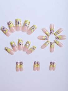 使用 24 件长方形按压指甲礼盒改变您的指甲，春季嫩紫色、蓝色兰花、红色波尔卡圆点、爆闪钻石、鹅黄色奶酪软糖牛奶、经典植物风格法式边缘明亮眼睛闺房礼物、派对假指甲（带果冻胶）、1 件锉刀条 1 件指甲用品