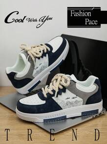 Baskets de sport décontractées pour hommes à imprimé aléatoire bicolore avec design vague latéral, chaussures de sport confortables pour couples pour toutes les saisons