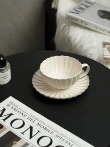 1 Set Premium Vintage White Coffee Cup & Saucer Set, High-Quality Afternoon Tea Coffee Cup & Saucer, Cup Made With Kiln Glazing Process For Heat Resistance And Non-Slip, Great Coffee Container. Back To School - White - View 4