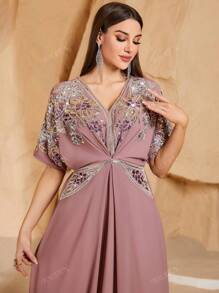 Women's V-Neck Solid Color Floral Embroidered Pearls Decorated High Waist Long Sleeve Arabian Dress
