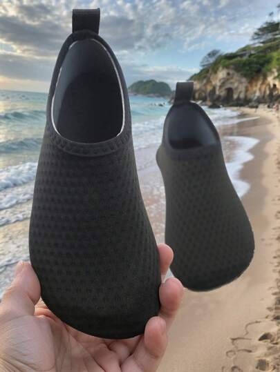 Kids Outdoor Beach Shoes, Boys Blue Shark Print Thick Sole Soft Rubber Bottom Lightweight Breathable Swimming Water Shoes