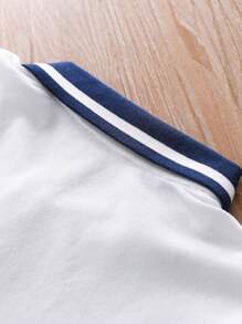 Casual poloshirt met contrasterende kleuren voor jongens, letterborduurwerk, zacht en ademend shirt met korte mouwen, zomerkleding voor kinderen