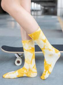 4 Pairs Women Tie Dye Mid-Calf Sports Socks, Colorful Gradient Couples Street Sports, Skate, Basketball Socks
