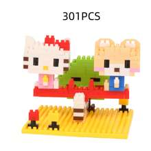 Juguete de bloques de construcción del Carrusel de Ferris Wheel Seesaw de Melody Kulomi Hello Kitty, modelo de juego deluxe para niños, adecuado para niños y niñas en juegos de rompecabezas DIY, juegos de anime, amantes de los bloques de construcción, decoración de escritorio, útiles escolares, también adecuado como regalo de Navidad y cumpleaños. Juguetes de personajes de anime para niños y niñas.