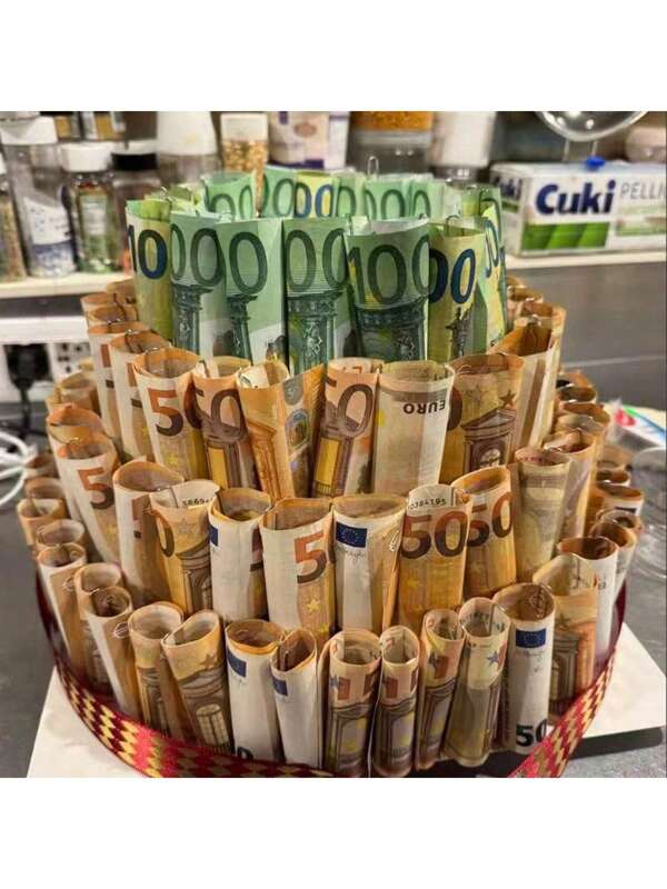 50 billets de banque de 147 * 82 mm, 50 répliques de billets de 100 euros de 110 * 62 mm de taille de paume. Mini billets réalistes pour jeux de fête, accessoires de film, décorations de fête, farces, origami monétaire, monnaie de réplique, fausse monnaie, faux euros, faux billets, répliques de coupures de 100 euros.