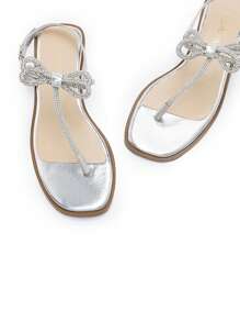 Sandalias planas con tiras para mujer, con punta abierta, lazo, nudo de diamantes de imitación, tiras finas, informales, transpirables, con hebilla ajustable, para verano - Plateado - Ver 6