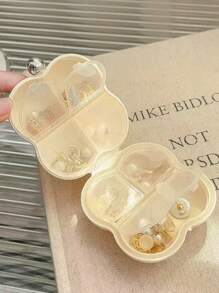 便携式珠宝收纳盒，高端紧凑型耳环架收纳盒，带隔层，方便作为旅行礼物送给女性女孩