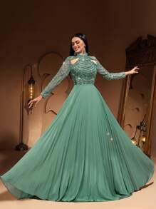 Đầm AMILUCK cao cấp, sang trọng, thanh lịch với chất liệu chiffon xếp ly, đính sequin và ren, dáng chữ A, thích hợp cho các buổi dạ tiệc trang trọng, tiệc tùng, trang phục dự đám cưới. - Màu xanh Bạc hà - Xem 5