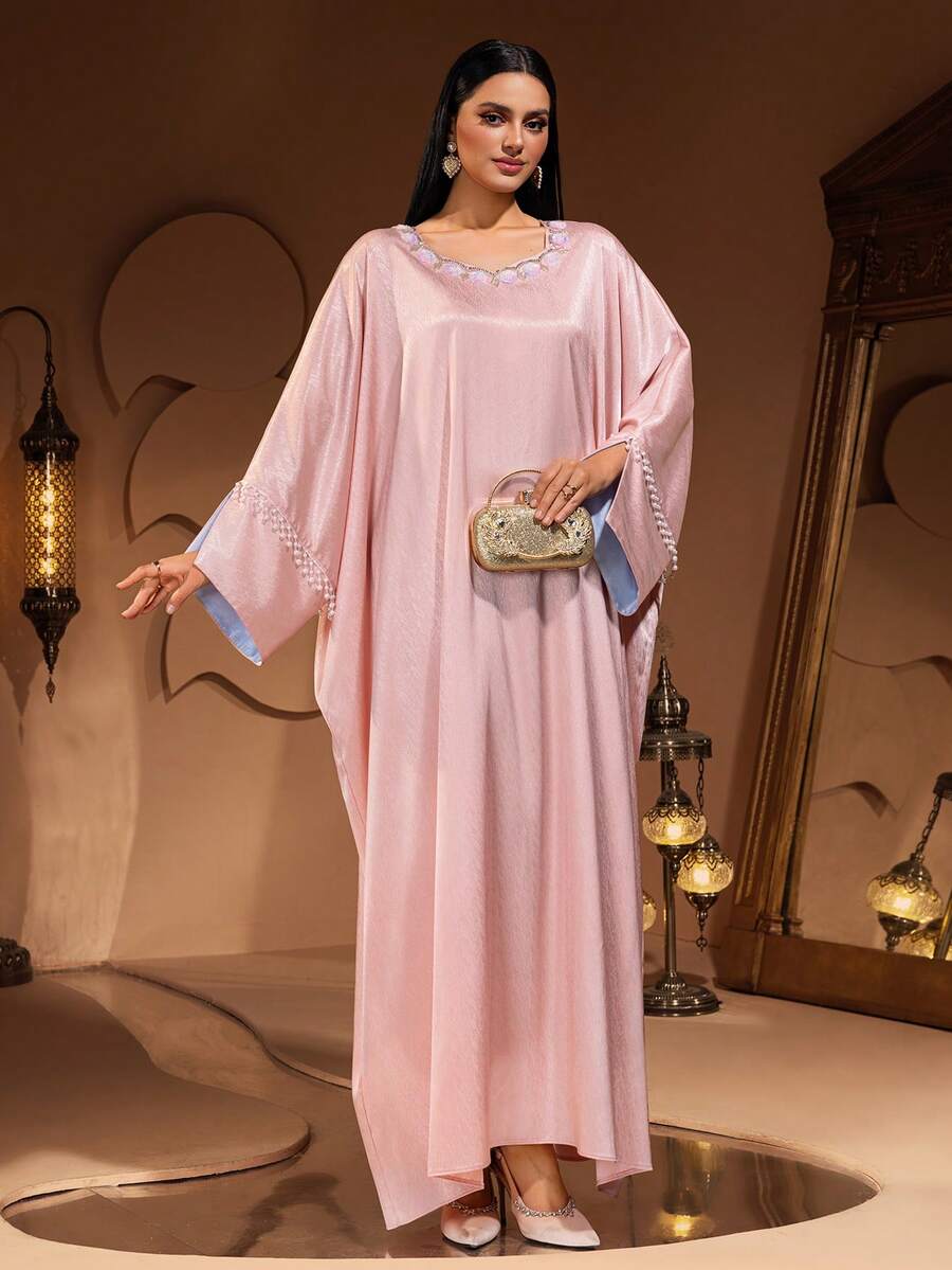 New Fashionable Luxury Elegant Pearl Embroidered Lace Collar Tassel Splice Women's Arabic Robe