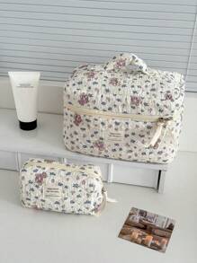 Bolsa de maquillaje de tela suave con estampado de oso de peluche morado con flores, cierre con cremallera, linda bolsa de almacenamiento para cosméticos, viajes y uso doméstico