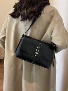 时尚休闲纯色方形翻盖包，无吊坠，适合大学/学院教室、通勤、工作、办公室、节日、假期、聚会、旅行等场合，适合女性、职场新人、白领、青少年、大学生、年轻女孩。 - 黑色 - 查看 5