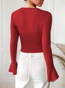 hoteel Women's V-Neck Pleated Self-Tie Slim Fit Bell Sleeve T-Shirt - 紅色 - 查看 3