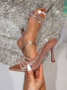 Sandalias de tacón alto con puntera puntiaguda, de tiras en el tobillo, con cristales incrustados y transparentes de PVC, elegantes para fiestas - Champán - Ver 2