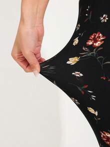 女士休闲时尚百搭 3/4 长度紧身裤，黄色花卉图案，柔软舒适弹力修身裤，适合健身、瑜伽、户外活动、居家、旅行