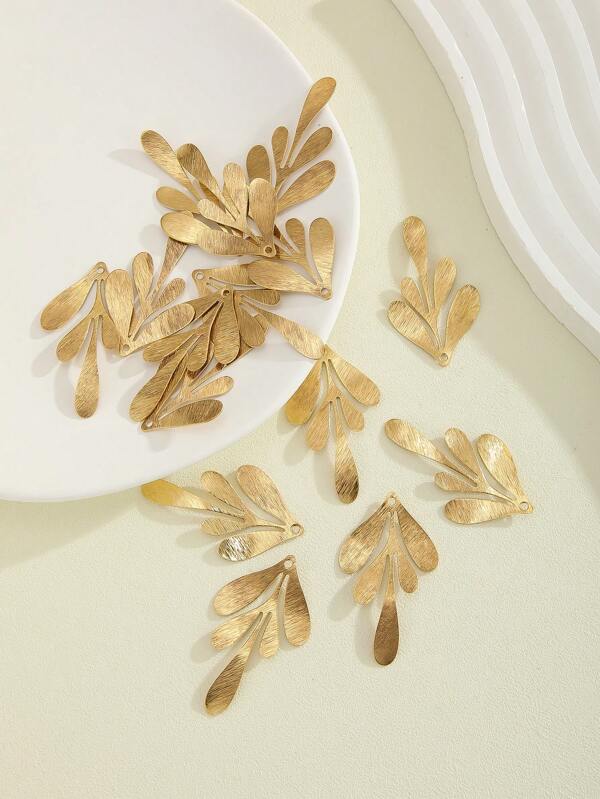 15 piezas de pendientes de hallazgos de metal con textura