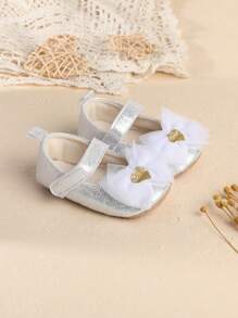 1 Pair Girls' Solid Color Heart & Flower Decor Hook-And-Loop Flat Design Fashion Cute Princess Shoes, Suitable For Spring/Autumn - Silver - View 2