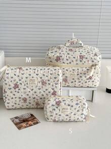 Bolsa de maquillaje de tela suave con estampado de oso de peluche morado con flores, cierre con cremallera, linda bolsa de almacenamiento para cosméticos, viajes y uso doméstico