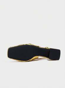Women's Metallic Gold French High-End Medium Heel Roman Shoes, Hollow-Out Closed Toe Summer Retro Low Vamp Shoes, Square Toe Thick Heel Round Toe Designer High Heel Shoes, Non-Slip Strap Sandals